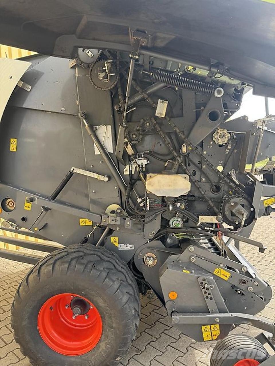 CLAAS Variant 385 RC Pro Ronde-balenpersen