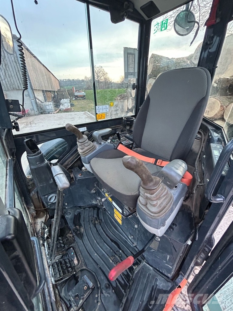 minikko Hitachi ZX 26 U-6, 2021, United Kingdom - Used mini excavators