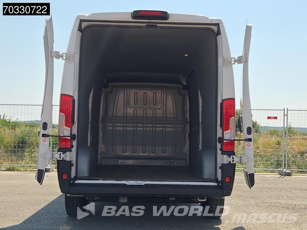 Fiat Ducato 140pk L3H2 Klima Tempomat Kamera Parkensens Lätta skåpbilar