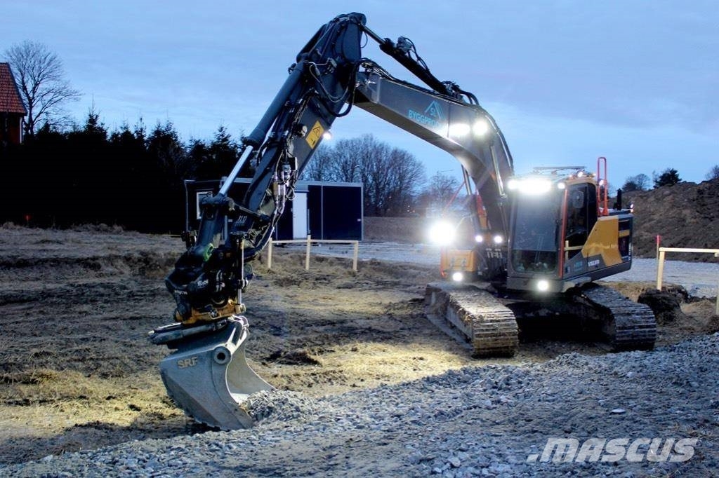 SRF Planeringsskopor till grävmaskin - HARDOX/STRENX Buckets