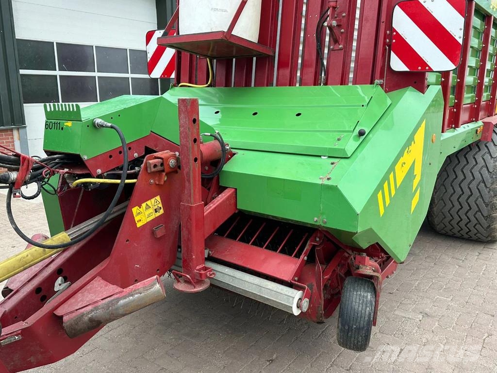 Strautmann GIGA VITESSE 3 DUO PLUS Giga Vitesse 3 Duo plus Kendi yürür silaj makinalari