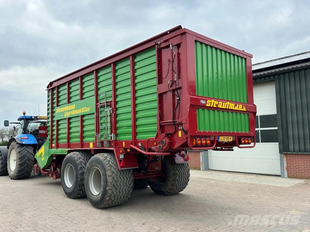 Strautmann GIGA VITESSE 3 DUO PLUS Giga Vitesse 3 Duo plus Kendi yürür silaj makinalari
