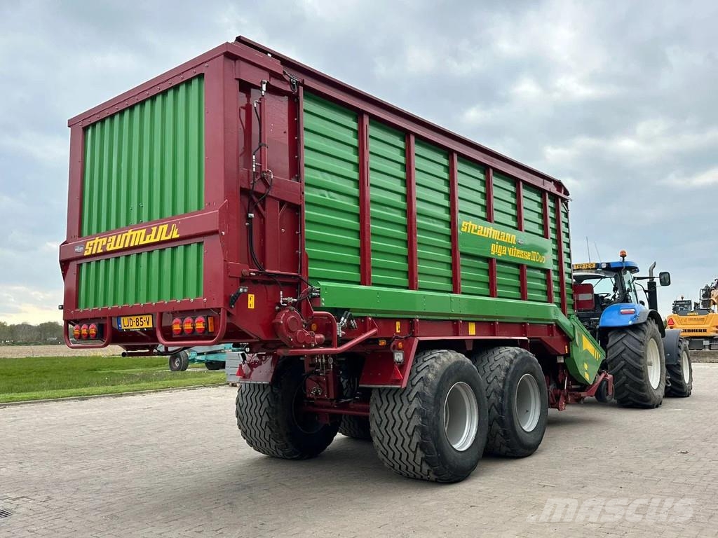 Strautmann GIGA VITESSE 3 DUO PLUS Giga Vitesse 3 Duo plus Kendi yürür silaj makinalari