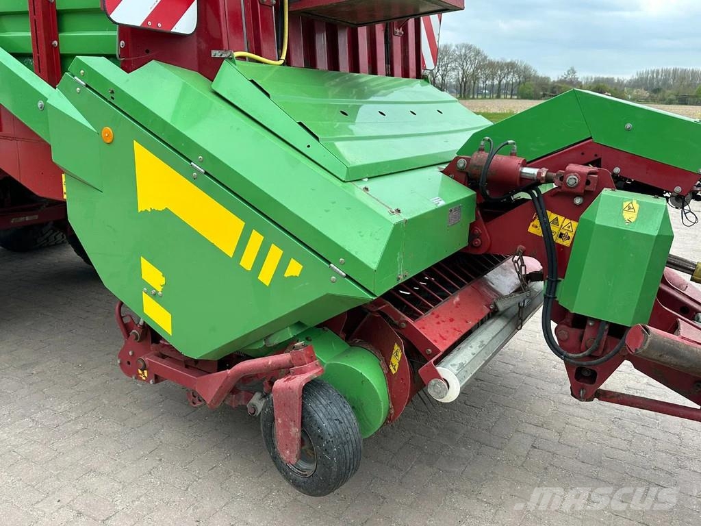 Strautmann GIGA VITESSE 3 DUO PLUS Giga Vitesse 3 Duo plus Kendi yürür silaj makinalari