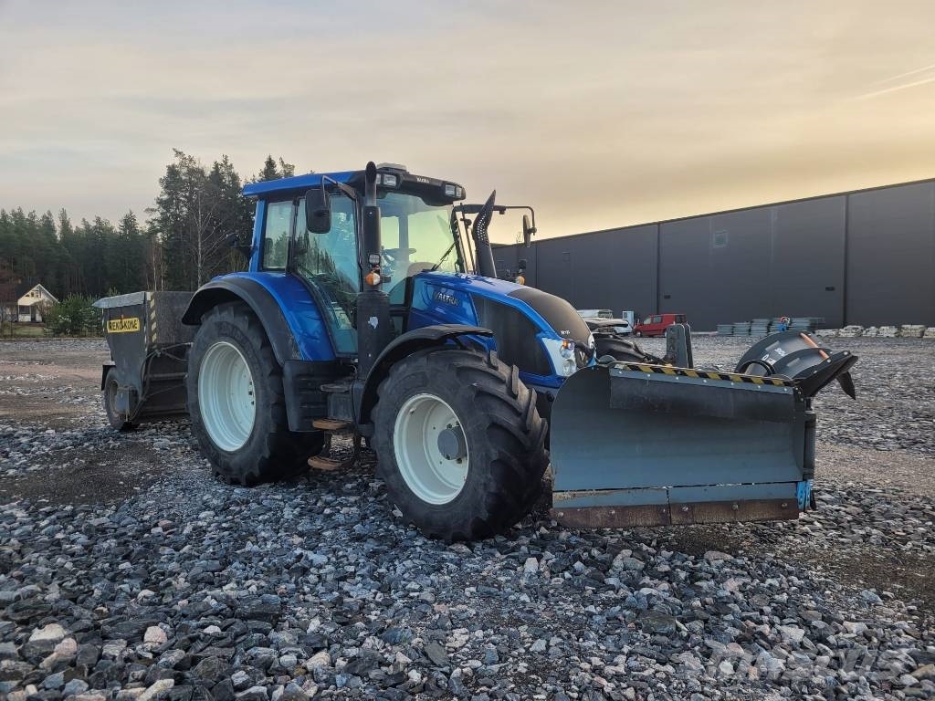 Valtra N 123 Трактора