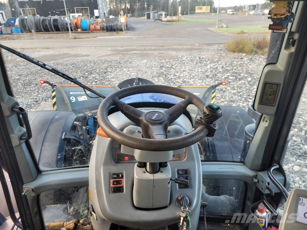 Valtra N 123 Трактора