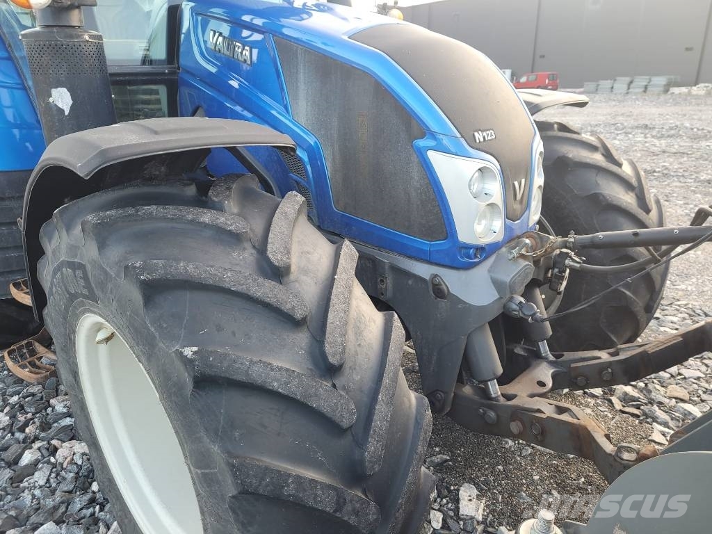 Valtra N 123 Трактора