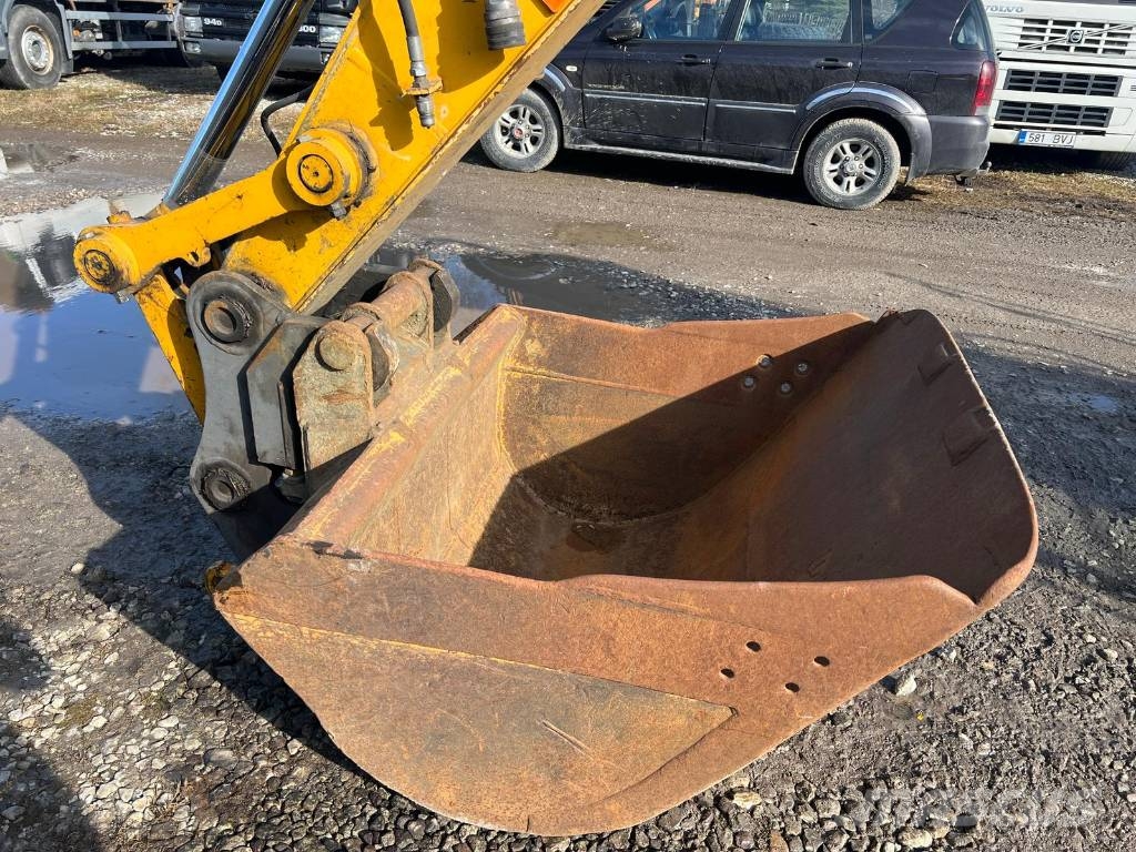 JCB JS 145 W + BUCKET Excavadoras de ruedas