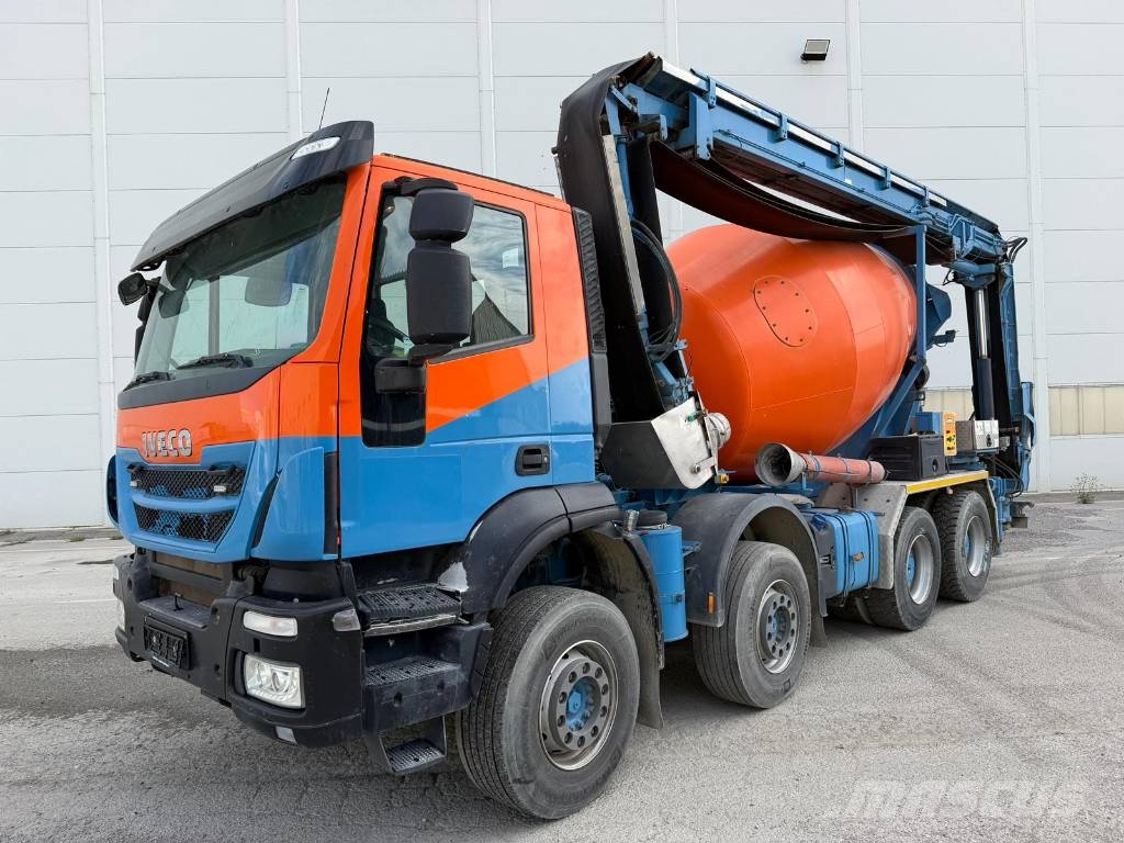Iveco TRAKKER AD340T45 Бетоносмесители