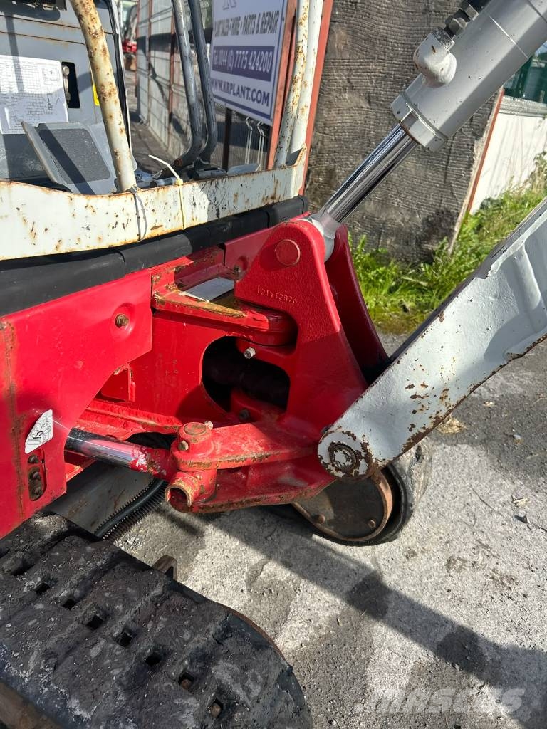 Takeuchi TB 217 R Mini ekskavatori < 7 t