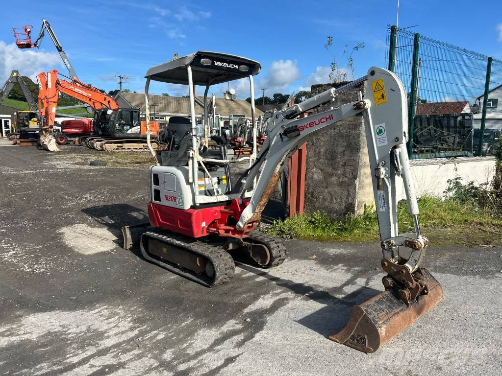 Takeuchi TB 217 R Mini ekskavatori < 7 t