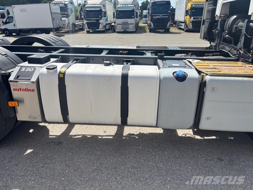 Volvo FH500 6x2 EURO6 + RETARDER Camiones con chasís y cabina