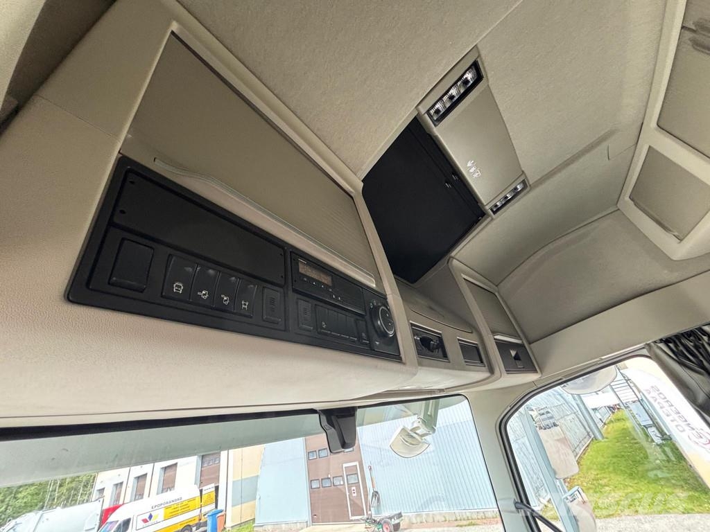 Volvo FH500 6x2 EURO6 + RETARDER Camiones con chasís y cabina