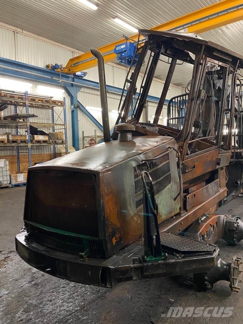 John Deere 1110D Demonteras/Spare parts Forwarder