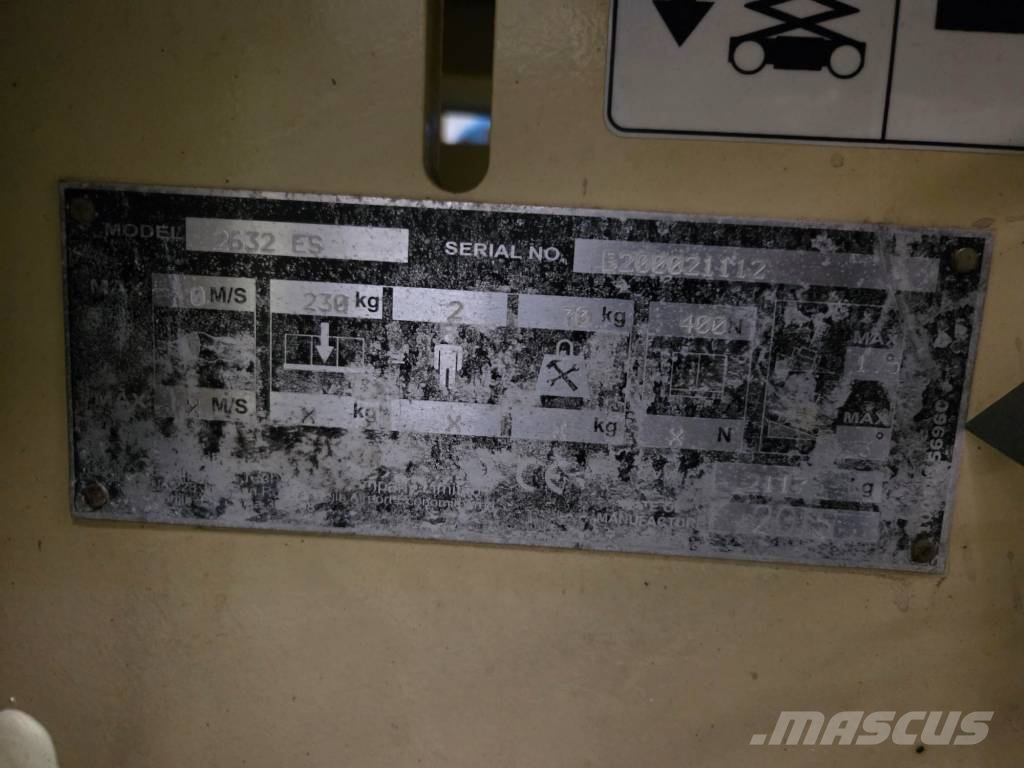 JLG 2632 ES 剪叉式升降机