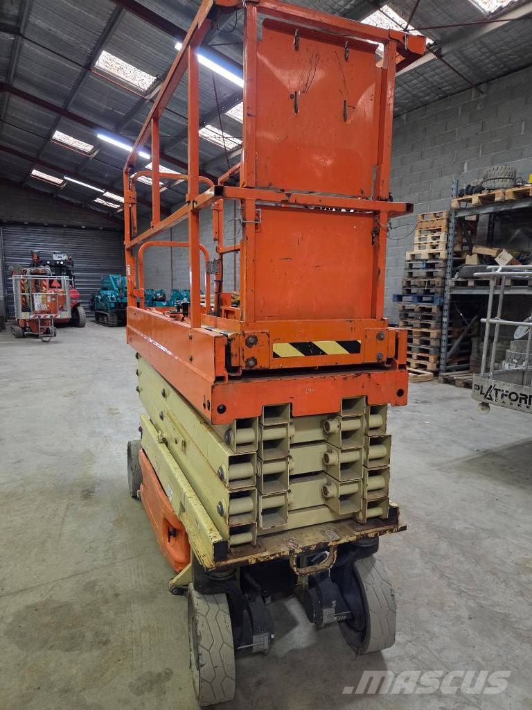 JLG 2632 ES 剪叉式升降机