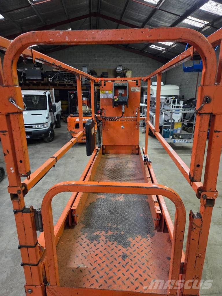 JLG 2632 ES 剪叉式升降机