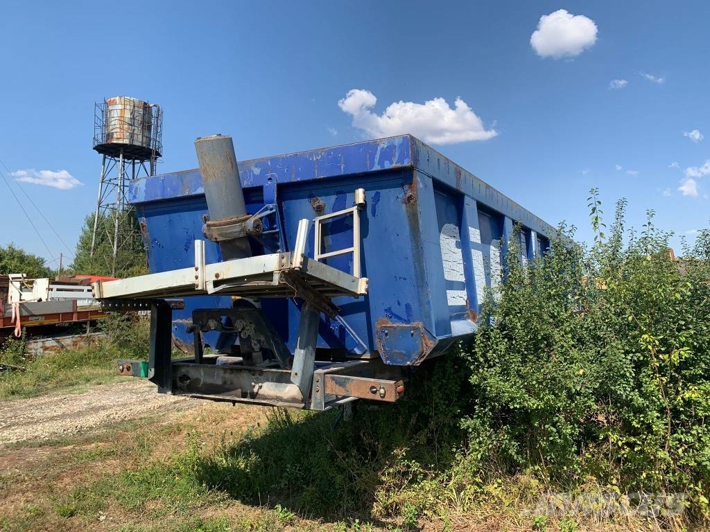 Schmitz SKI 24 Tipper trailers