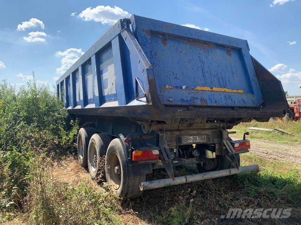 Schmitz SKI 24 Tipper trailers