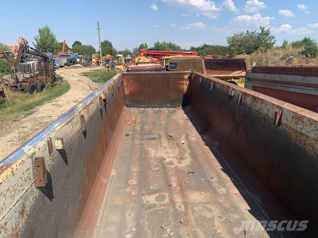 Schmitz SKI 24 Tipper trailers