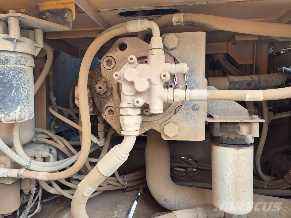 Hyundai HX 300 대형 굴삭기 29톤 이상