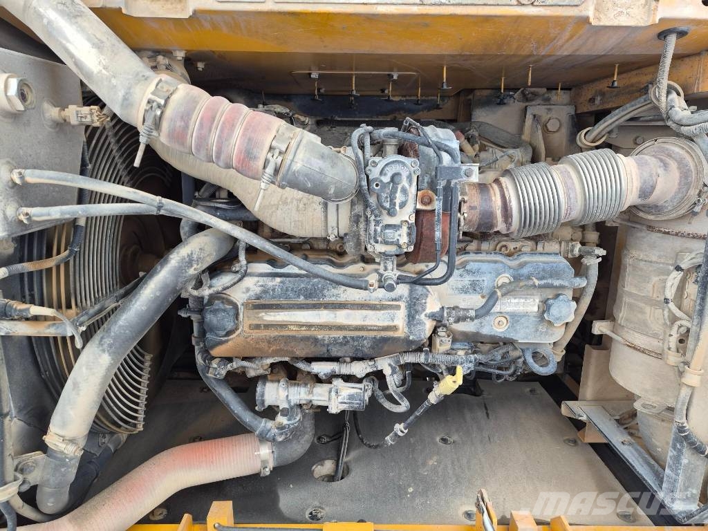 Hyundai HX 300 대형 굴삭기 29톤 이상