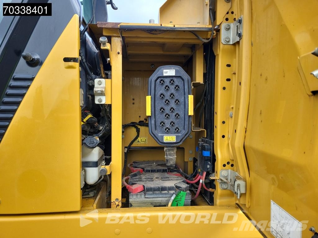 CAT 323 Gravemaskiner på larvebånd