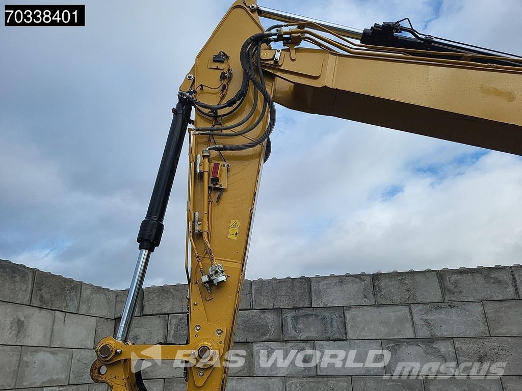CAT 323 Gravemaskiner på larvebånd