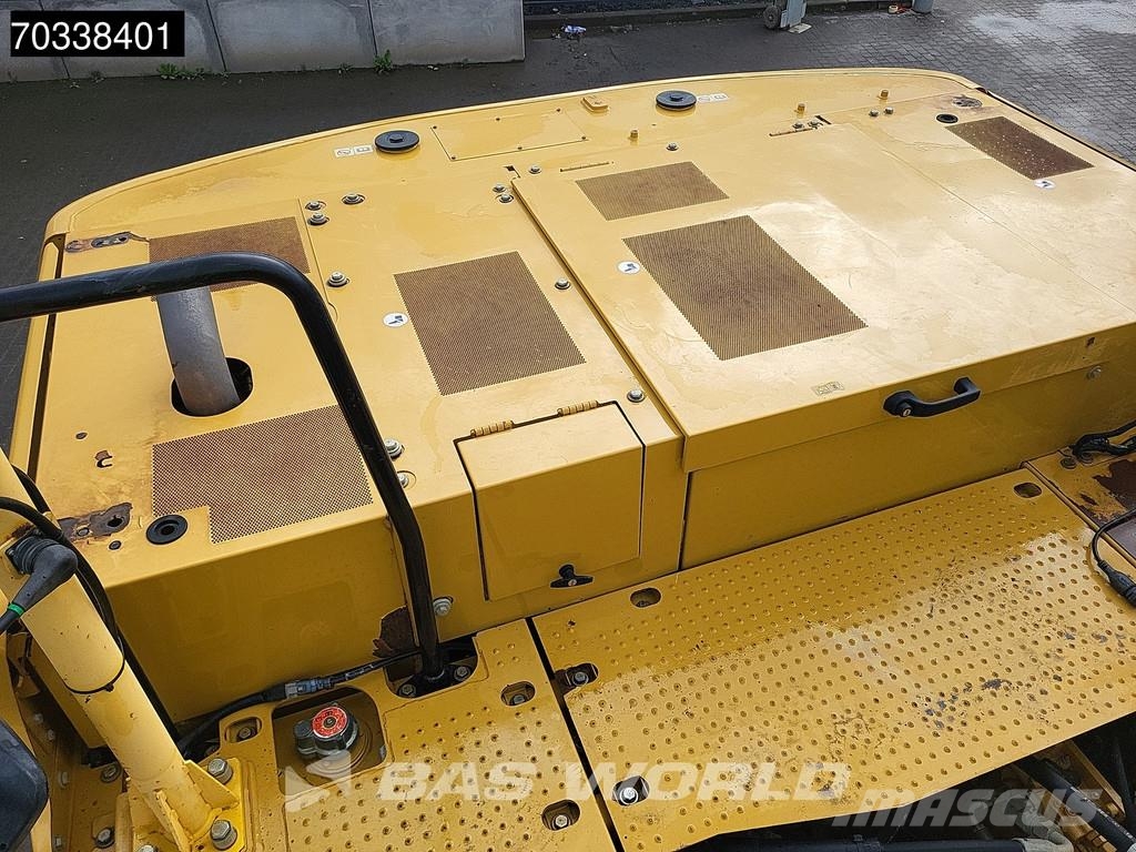 CAT 323 Gravemaskiner på larvebånd