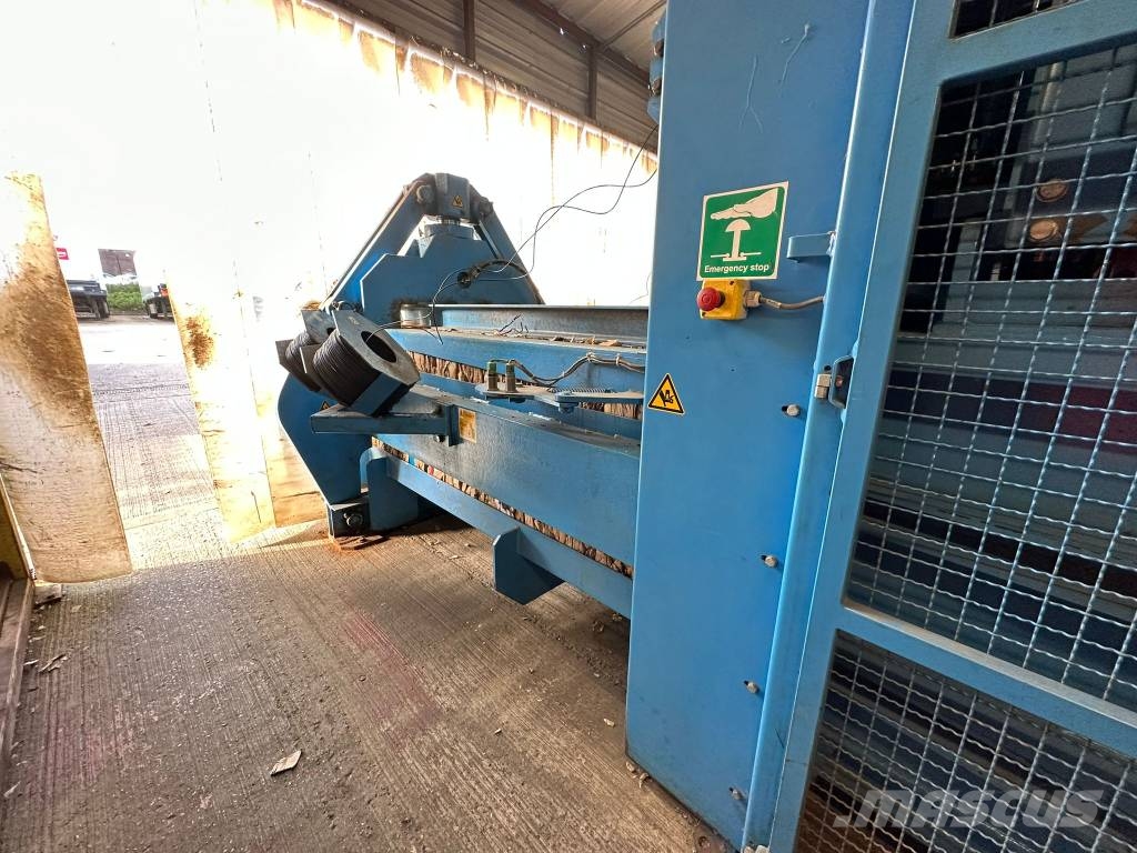 Paal Pacomat V-50 Channel Baling Press معدة فرز -> معدة فرز المخلفات