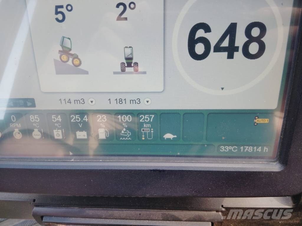 John Deere 1270 G Harvesters