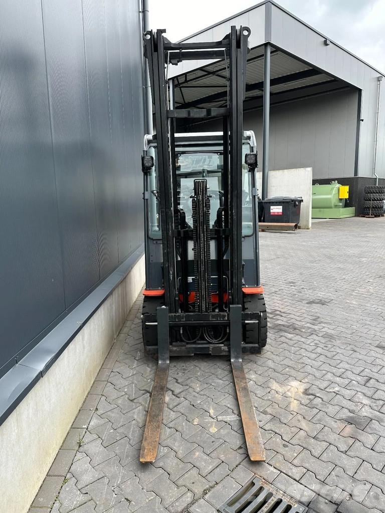 Toyota 8FBMKT25 Electric forklifts