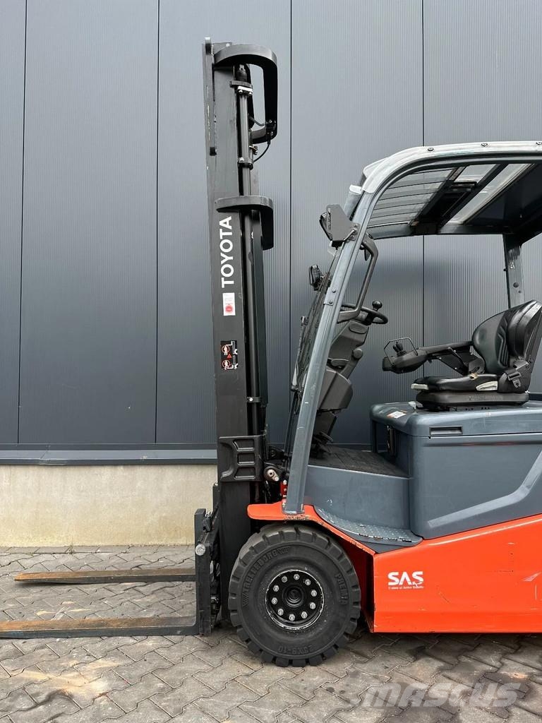 Toyota 8FBMKT25 Electric forklifts