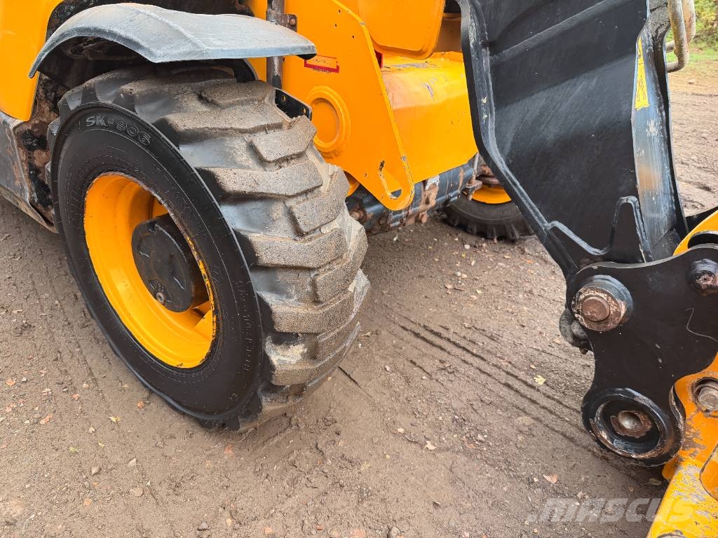 JCB 525-60T5 6M Telehandler Telescopic handlers