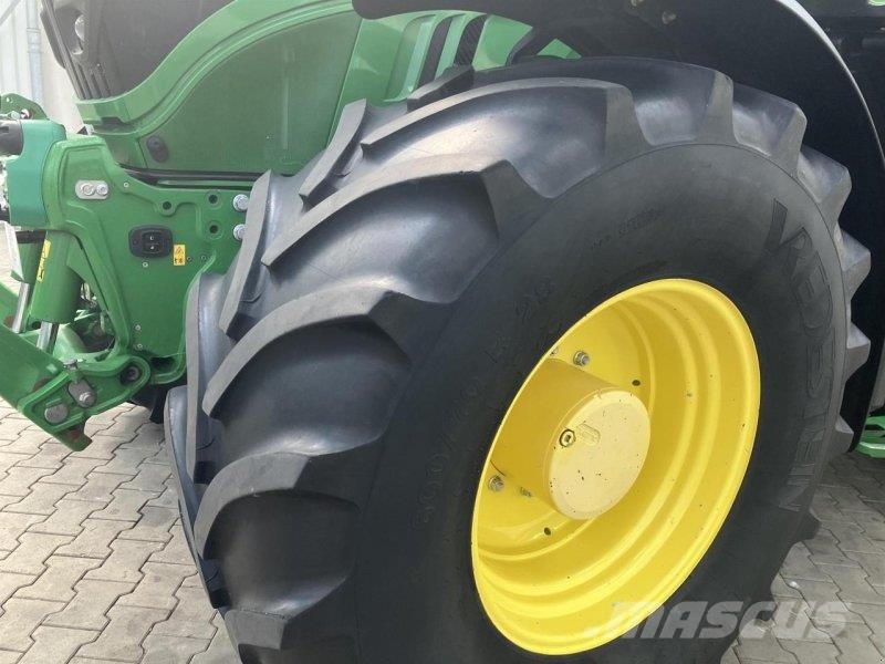 John Deere 6215R Tratores Agrícolas usados
