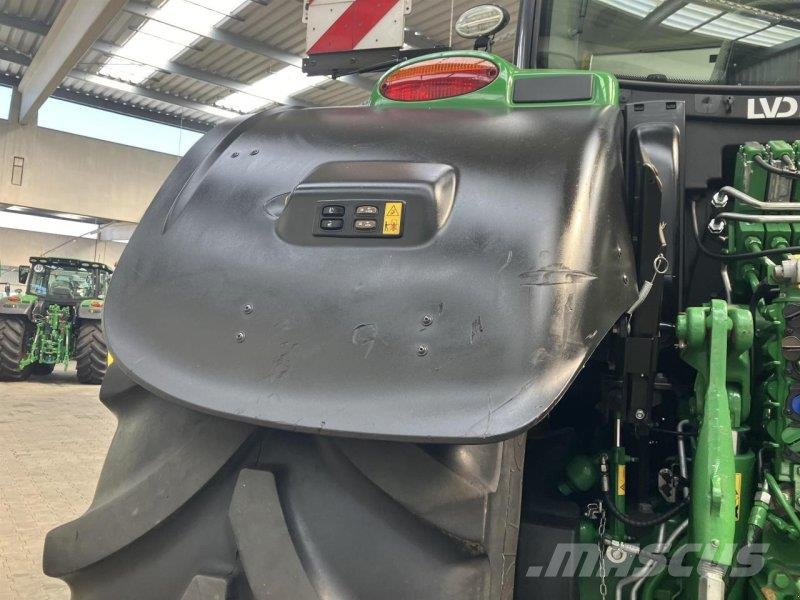 John Deere 6215R Tratores Agrícolas usados