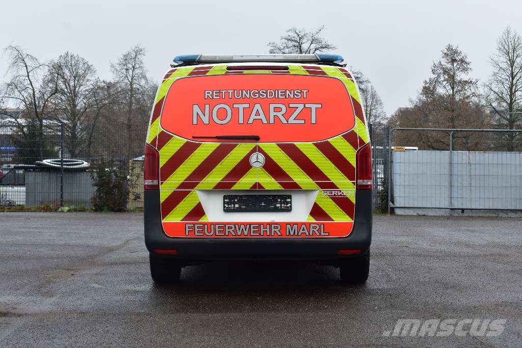Mercedes-Benz Vito 4x4 Notarzt Einsatzfahrzeug NEF Ambulanser