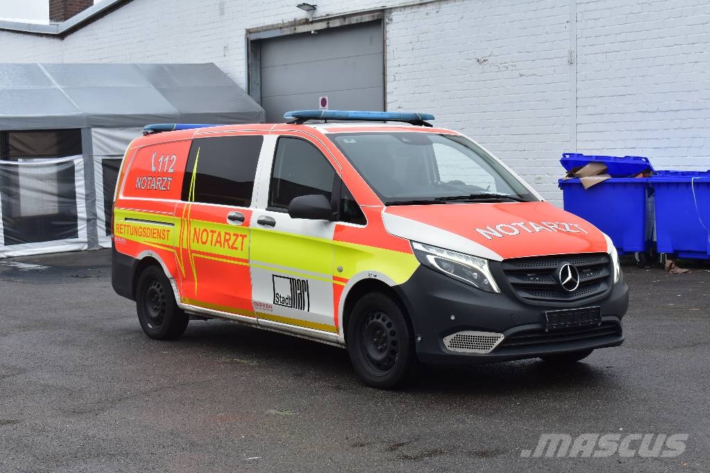 Mercedes-Benz Vito 4x4 Notarzt Einsatzfahrzeug NEF Ambulanser