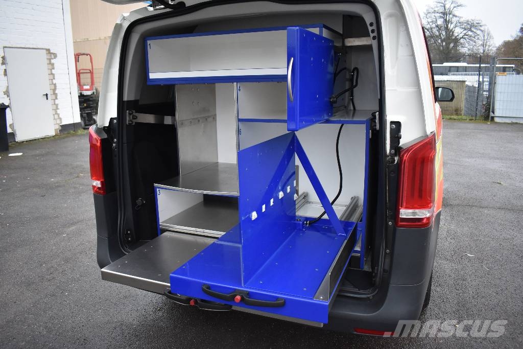 Mercedes-Benz Vito 4x4 Notarzt Einsatzfahrzeug NEF Ambulanser