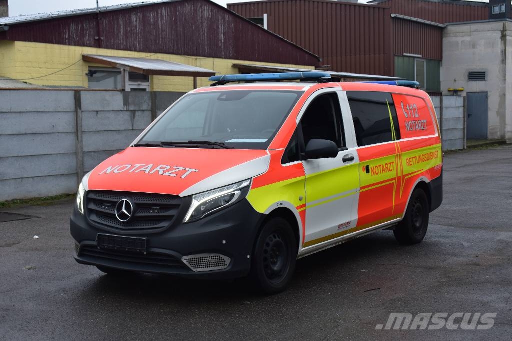Mercedes-Benz Vito 4x4 Notarzt Einsatzfahrzeug NEF Ambulanser