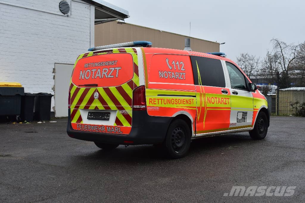 Mercedes-Benz Vito 4x4 Notarzt Einsatzfahrzeug NEF Ambulanser