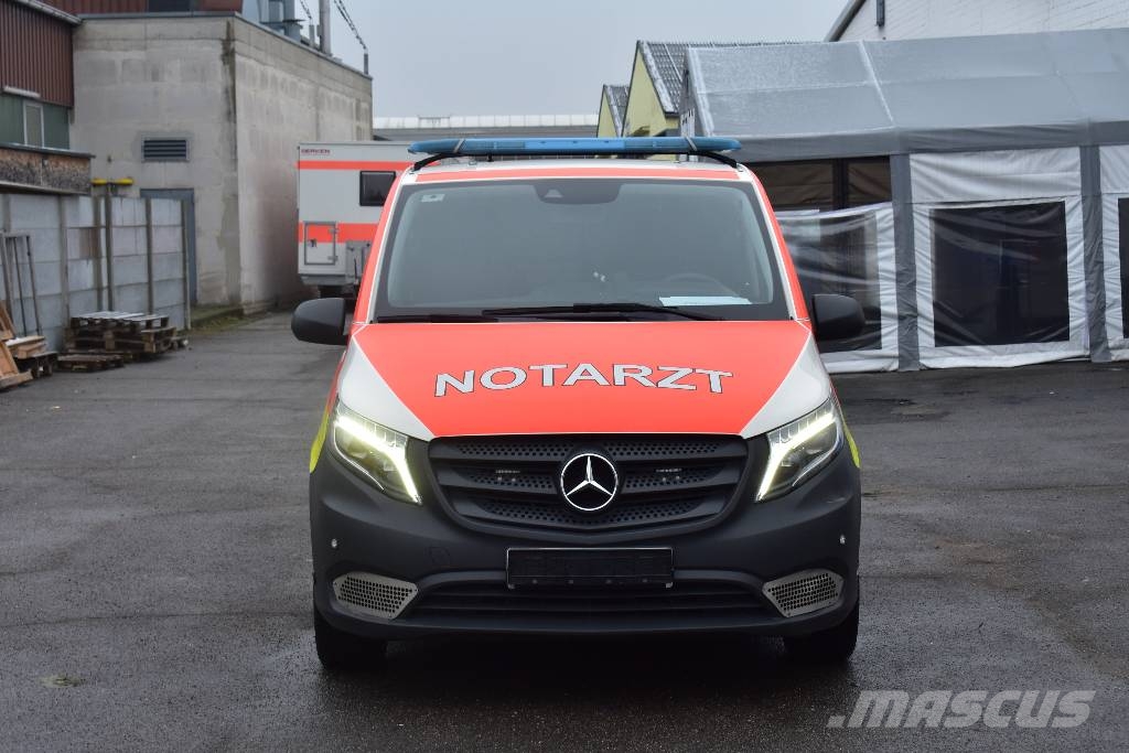 Mercedes-Benz Vito 4x4 Notarzt Einsatzfahrzeug NEF Ambulanser
