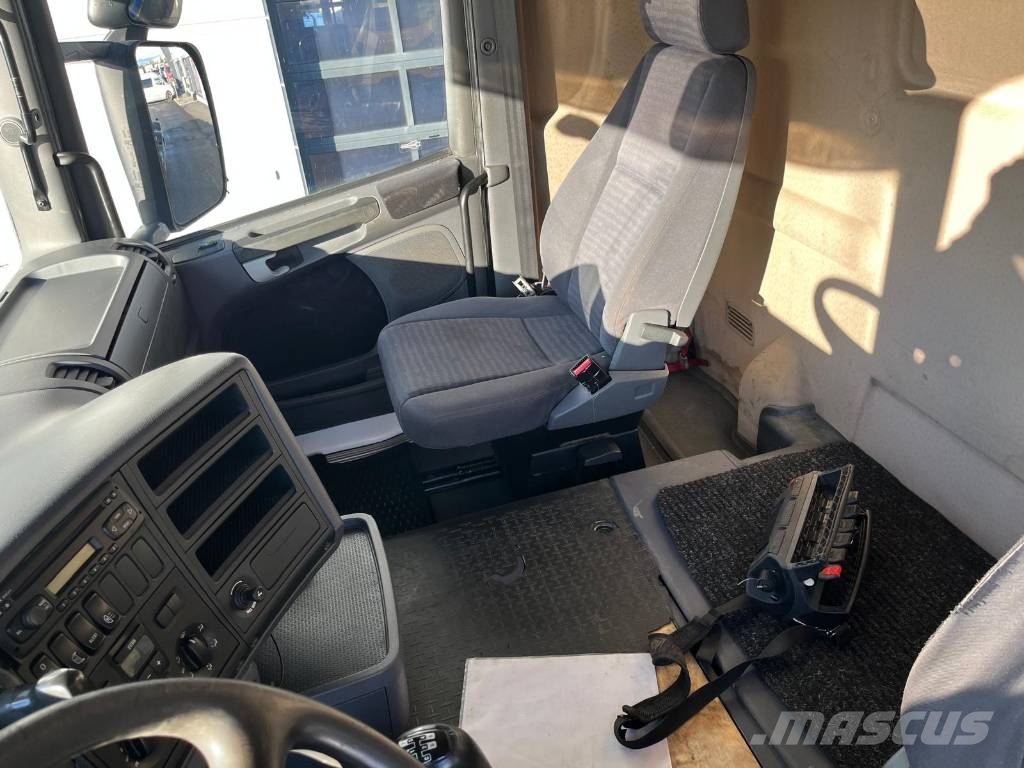 Scania R380 Kamioni sa kranom