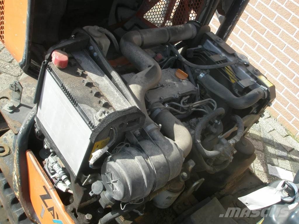Hitachi ZX10U-2 Miniescavadeiras < 7t (Mini escavadeiras)