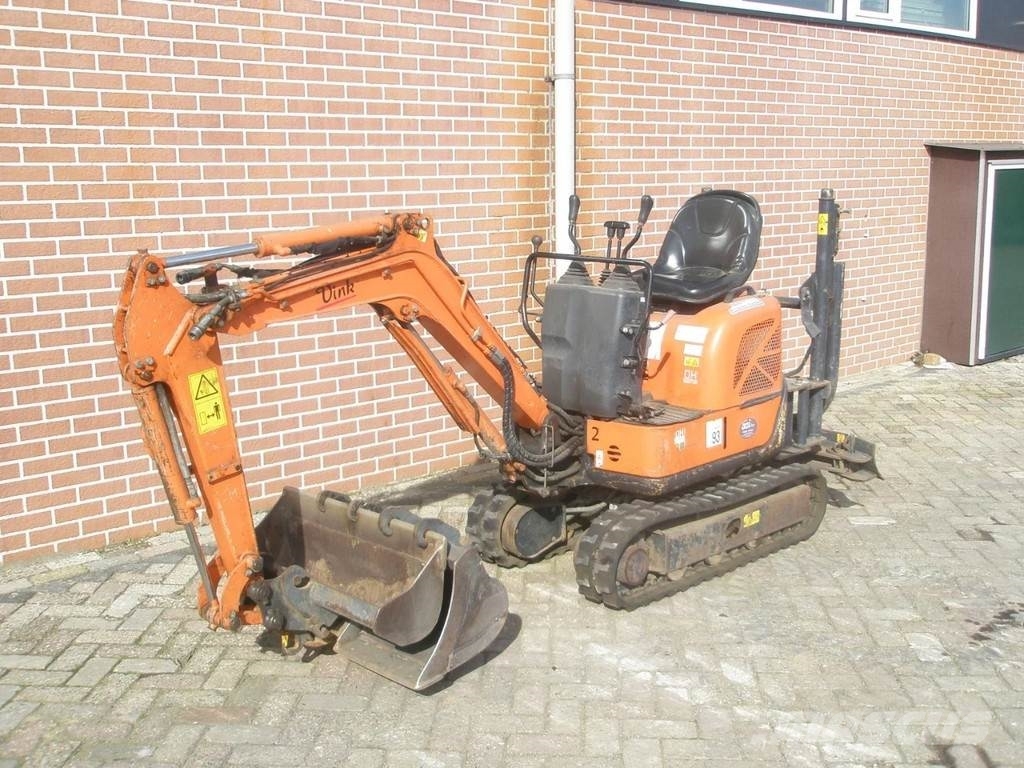 Hitachi ZX10U-2 Miniescavadeiras < 7t (Mini escavadeiras)