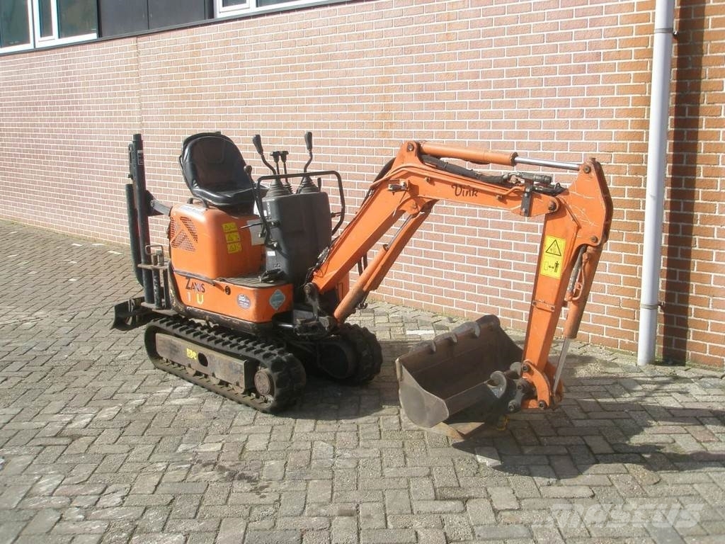 Hitachi ZX10U-2 Miniescavadeiras < 7t (Mini escavadeiras)