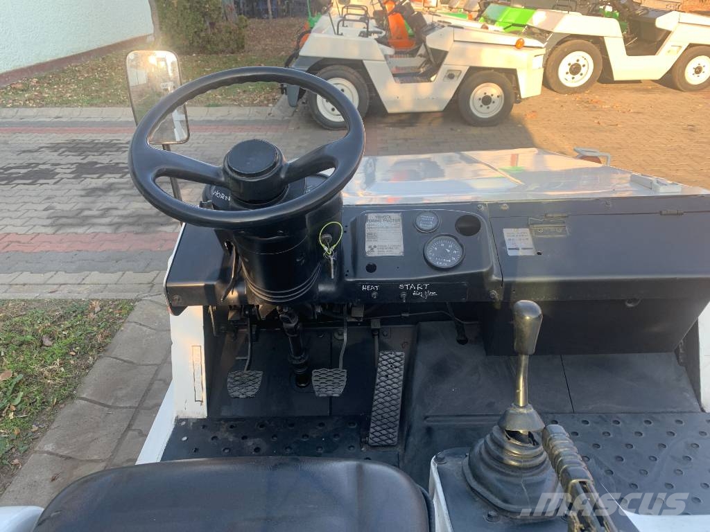 Toyota 2 TD 20 V-3121  EO Flyplassutstyr 