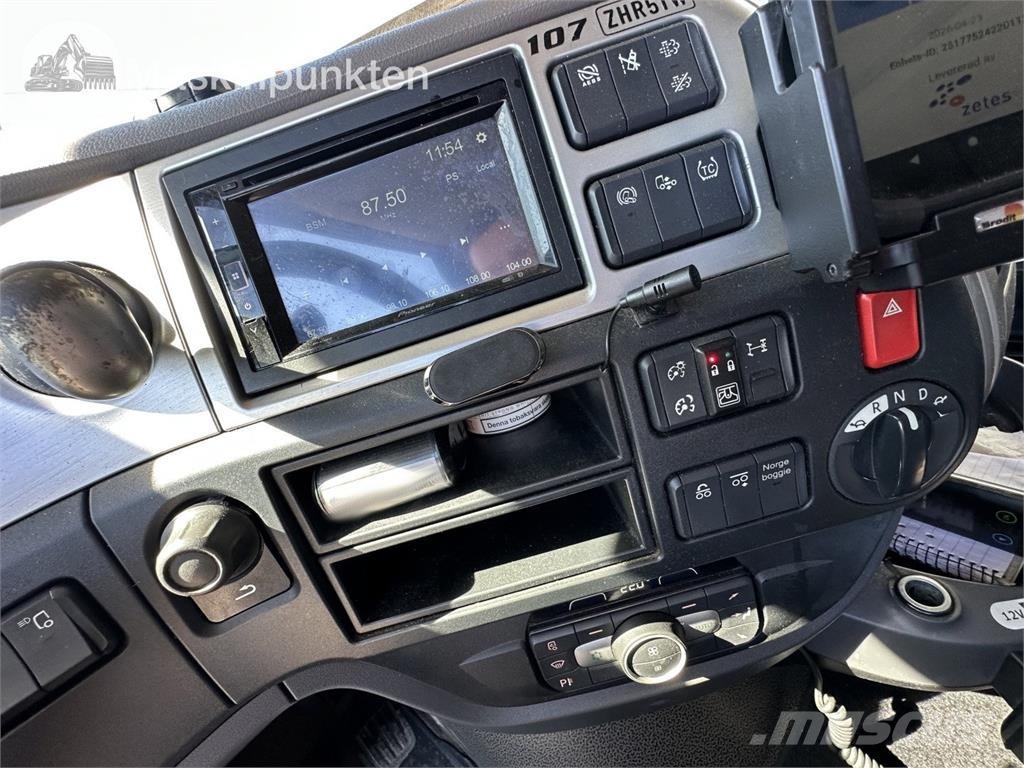 DAF FAS XF530Z Sanduk kamioni