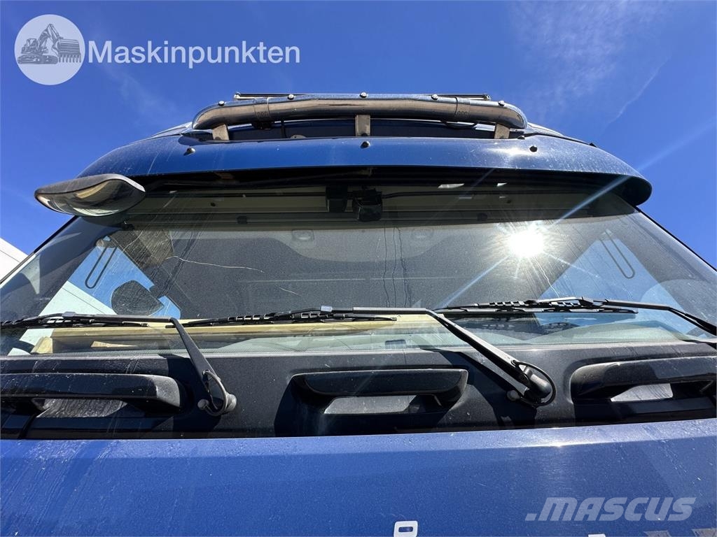 DAF FAS XF530Z Sanduk kamioni