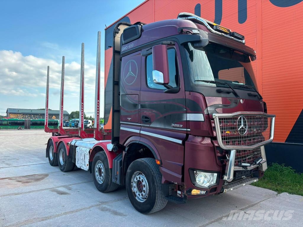 Mercedes-Benz Arocs 3263 8x4 FULL STEEL Transporte de madera
